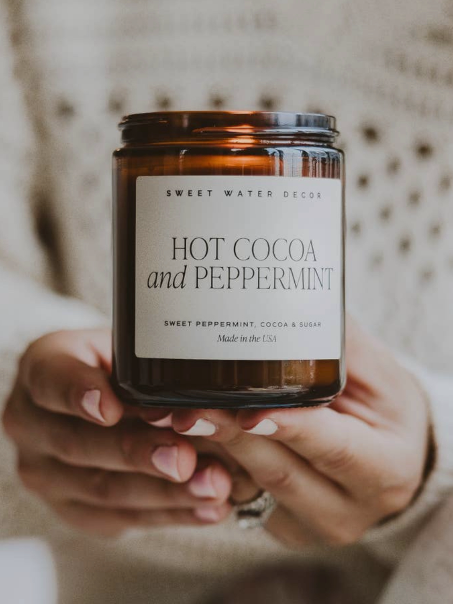 Amber Jar Candle - Hot Cocoa + Peppermint